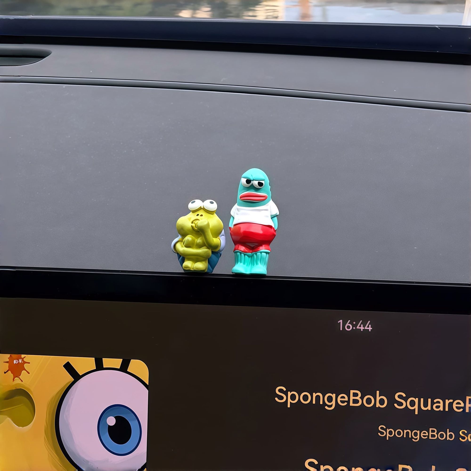 Figurinha do Bob Esponja, Orna - Car Accessories Girly avaliação e preço